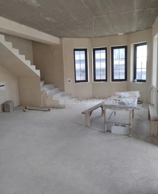 5 Սենյականոց Շքեղ Առանձնատուն, 196քմ