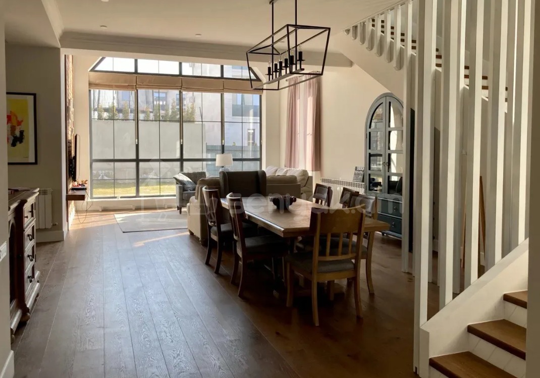 6 Սենյականոց Շքեղ Առանձնատուն, 507քմ