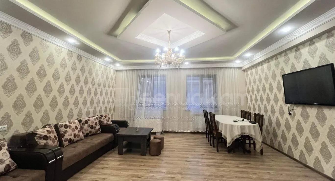 4 Սենյականոց Շքեղ Առանձնատուն, 200քմ