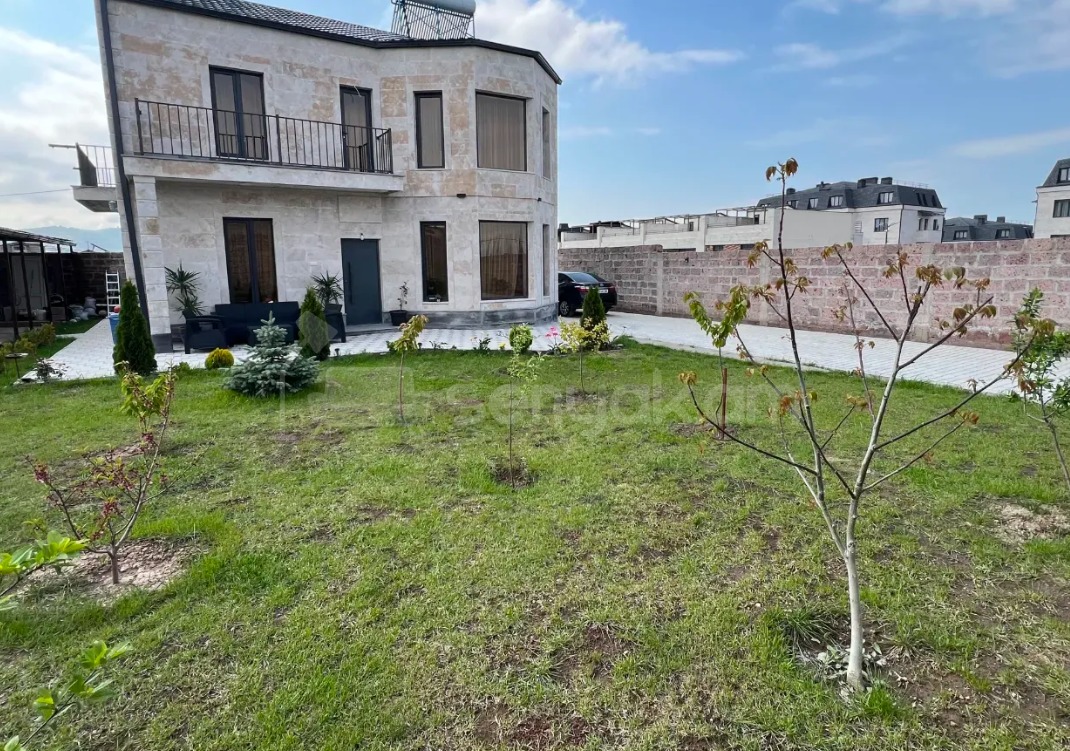 5 Սենյականոց Շքեղ Առանձնատուն, 160քմ