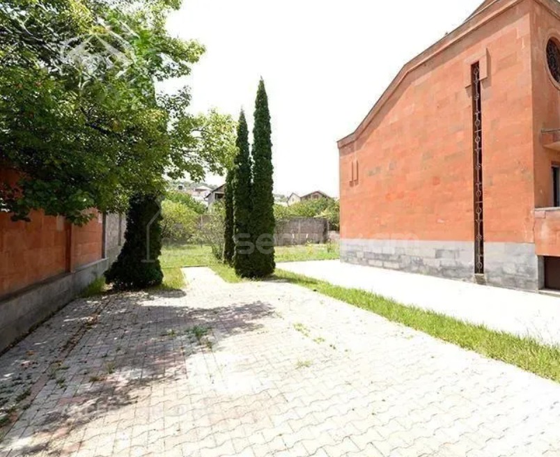 4 Սենյականոց Շքեղ Առանձնատուն, 270քմ