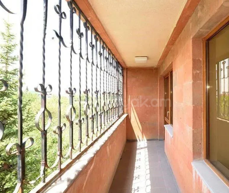 4 Սենյականոց Շքեղ Առանձնատուն, 270քմ