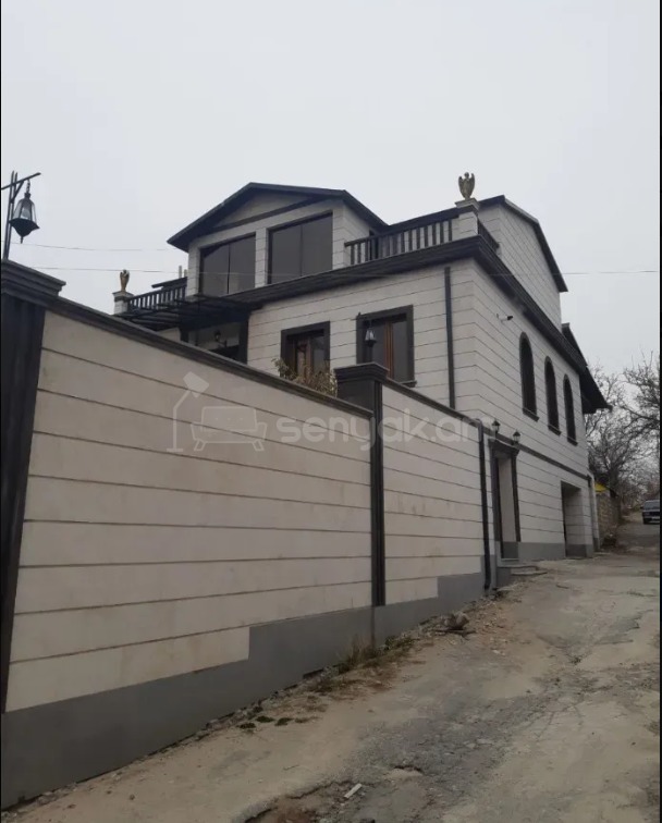 4 Սենյականոց Շքեղ Առանձնատուն, 265քմ