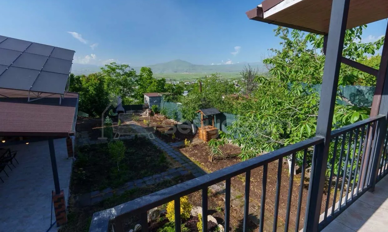 5 Սենյականոց Շքեղ Առանձնատուն, 250քմ