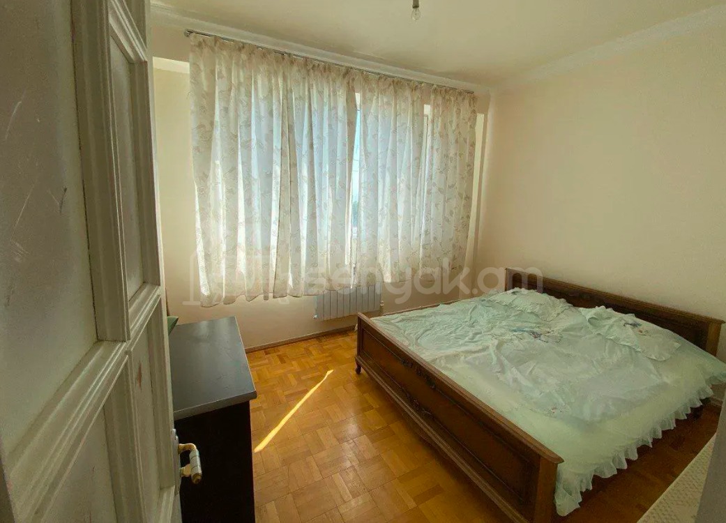 8 Սենյականոց Շքեղ Առանձնատուն, 445քմ