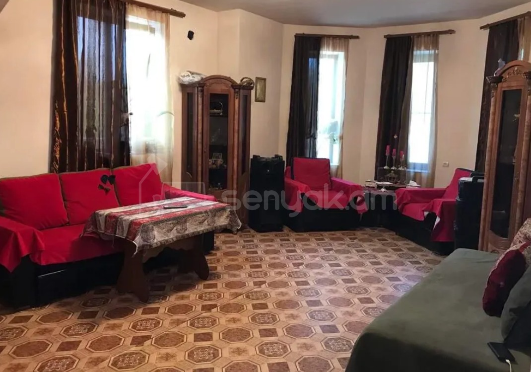 5 Սենյականոց Շքեղ Առանձնատուն, 211քմ