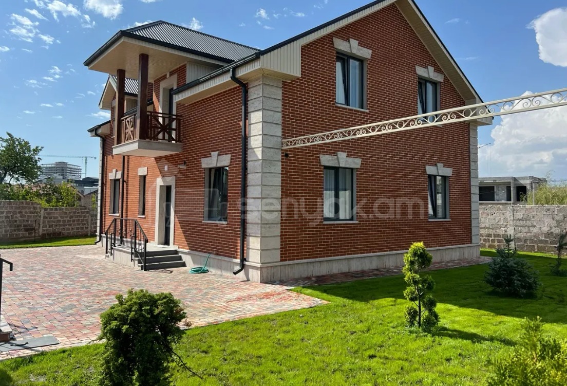 3 Սենյականոց Շքեղ Առանձնատուն, 225քմ