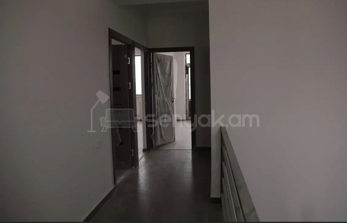 5 Սենյականոց Սեփական Տուն, 140քմ, Կապիտալ Վերանորոգված