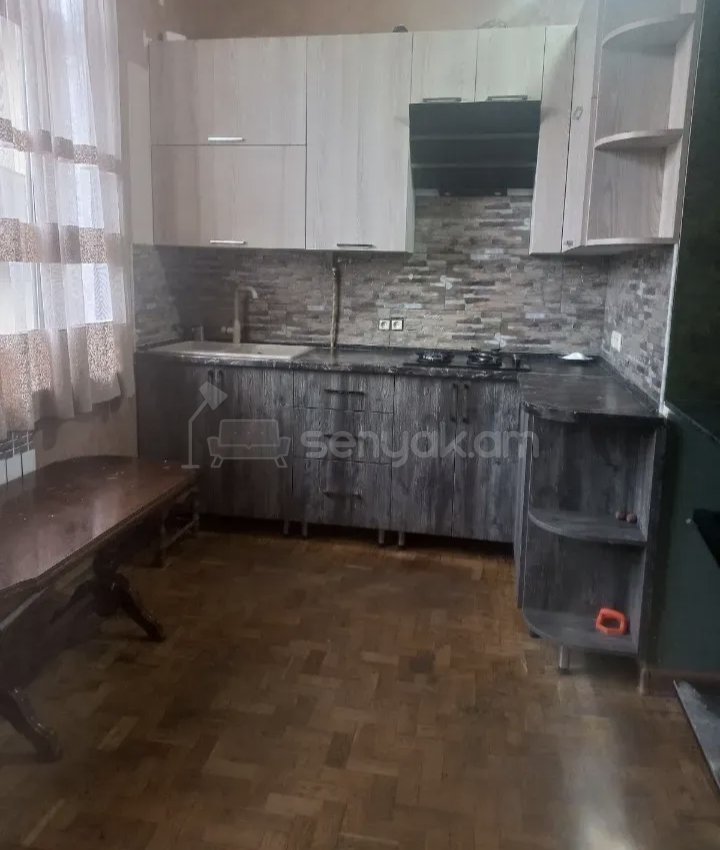 3 Սենյականոց Բնակարան, 78քմ, 3/9 հարկ, Կապիտալ Վերանորոգված, Կահավորված, Արևկող