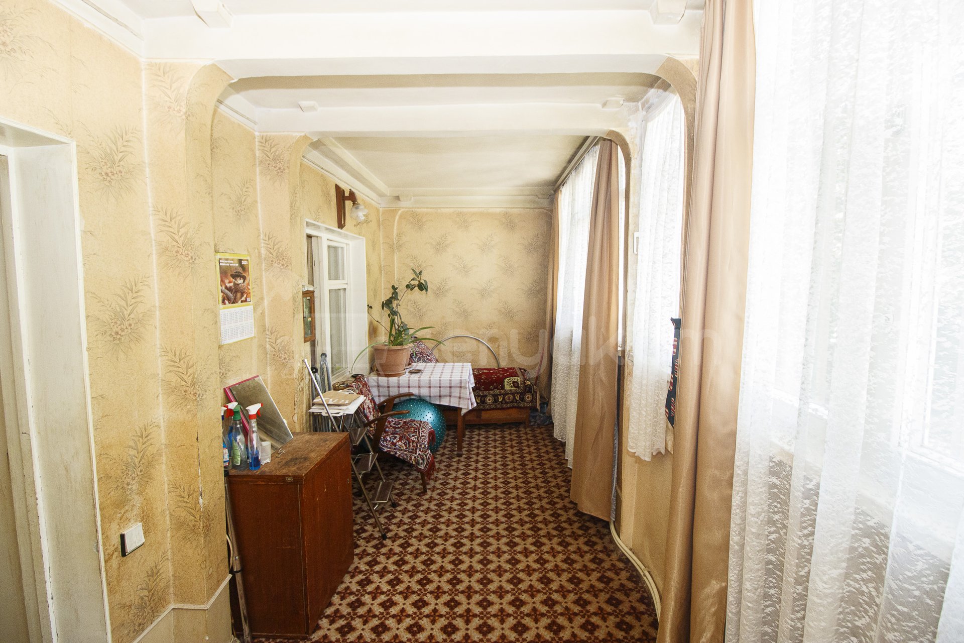 3 Սենյականոց Բնակարան Քարե Շենքում, 75քմ, 1/5 հարկ, Պետական Վիճակում