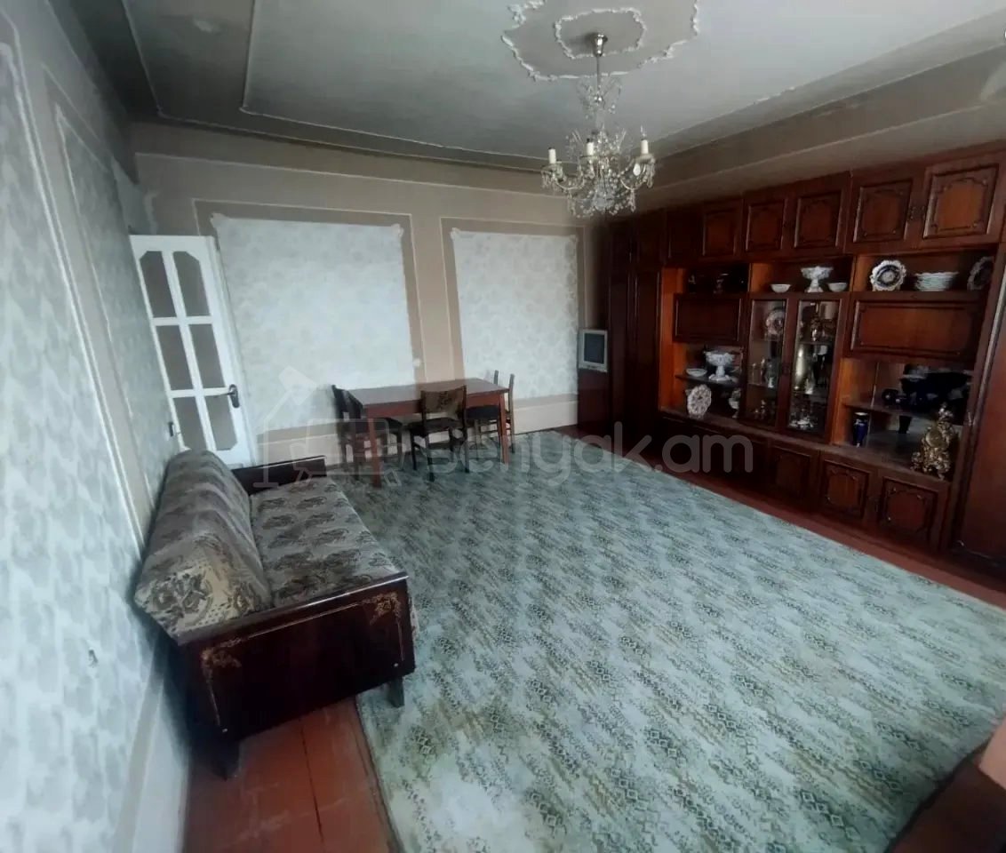 4 Սենյականոց Սեփական Տուն, 179քմ, Նորմալ Վիճակում, Ավտոտնակով
