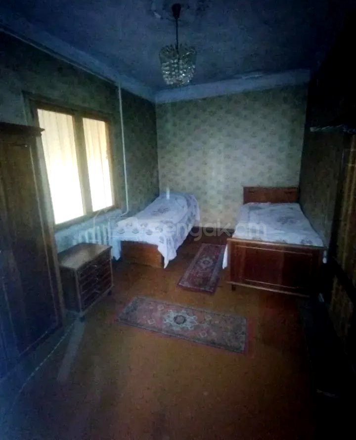 4 Սենյականոց Սեփական Տուն, 179քմ, Նորմալ Վիճակում, Ավտոտնակով