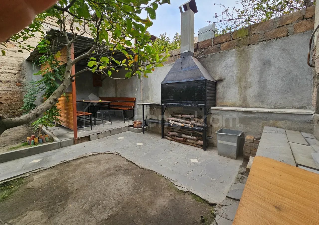 6 Սենյականոց Սեփական Տուն, 170քմ, Կոսմետիկ Վերանորոգված, Ավտոտնակով