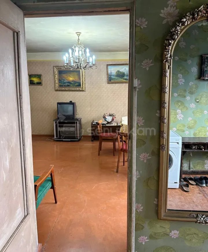 8 Սենյականոց Սեփական Տուն, 138քմ, Նորմալ Վիճակում, Ավտոտնակով