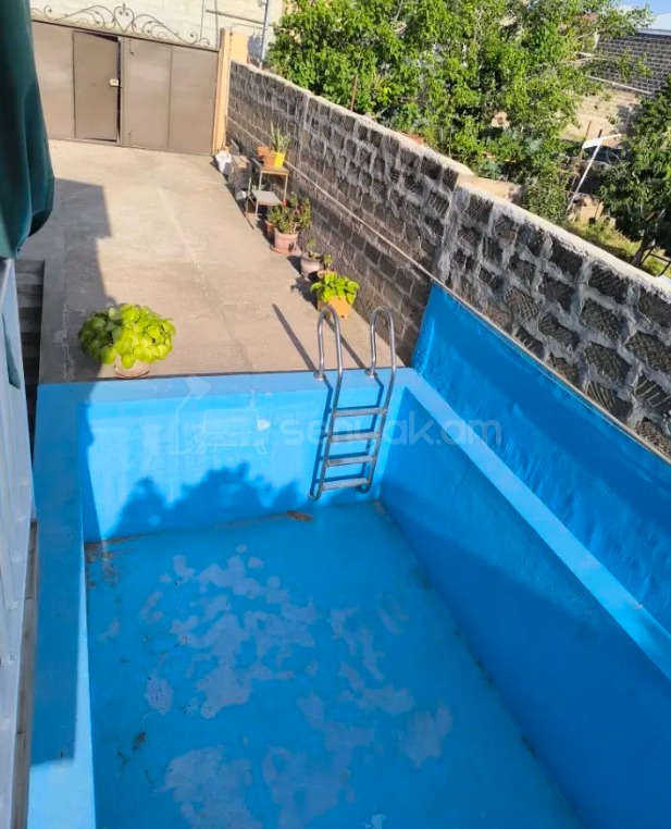 4 Սենյականոց Սեփական Տուն, 115քմ, Կոսմետիկ Վերանորոգված