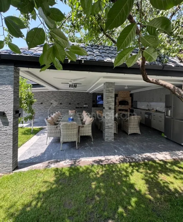 5 Սենյականոց Շքեղ Առանձնատուն, 380քմ