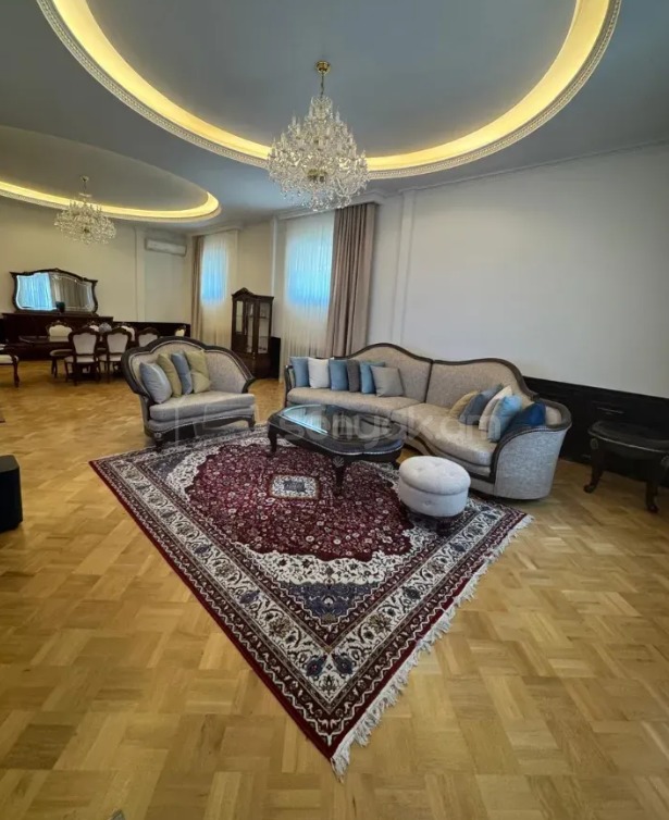 5 Սենյականոց Շքեղ Առանձնատուն, 380քմ