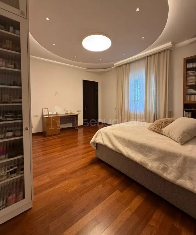 5 Սենյականոց Շքեղ Առանձնատուն, 380քմ