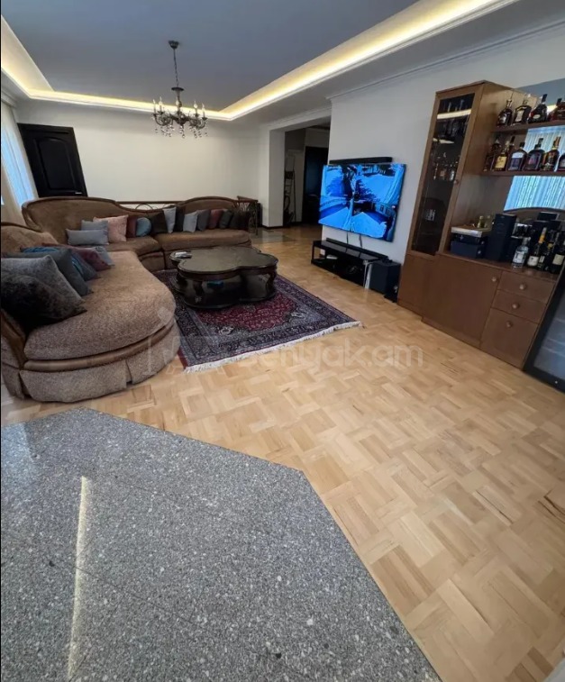 5 Սենյականոց Շքեղ Առանձնատուն, 380քմ