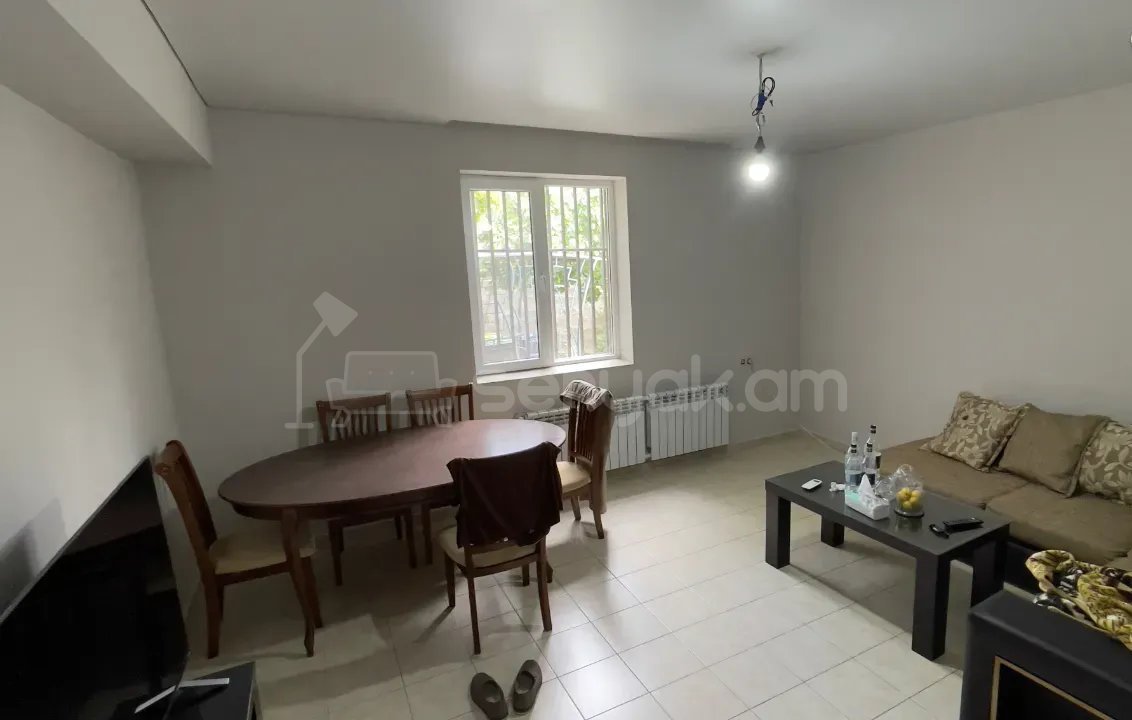 3 Սենյականոց Սեփական Տուն, 80քմ, Կապիտալ Վերանորոգված, Ավտոտնակով