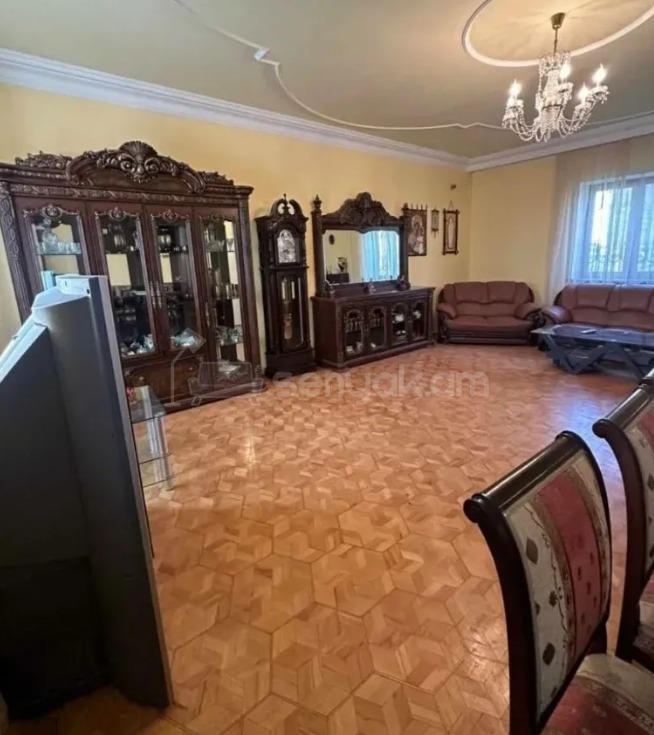 7 Սենյականոց Սեփական Տուն, 500քմ, Կապիտալ Վերանորոգված