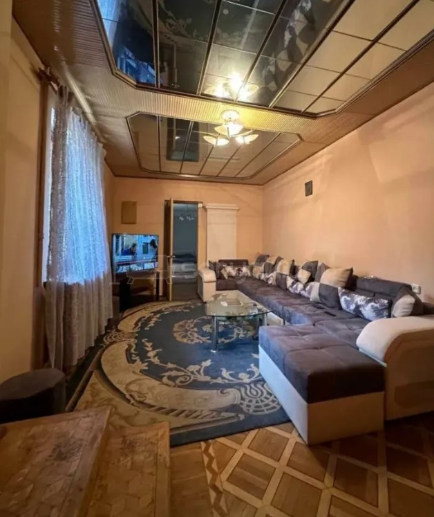 7 Սենյականոց Սեփական Տուն, 500քմ, Կապիտալ Վերանորոգված