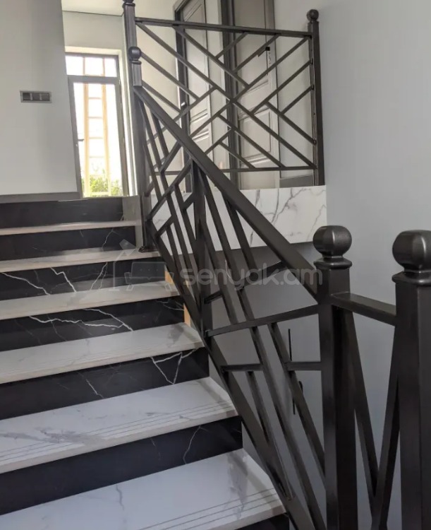 5 Սենյականոց Սեփական Տուն, 190քմ, Դիզայներական Վերանորոգված