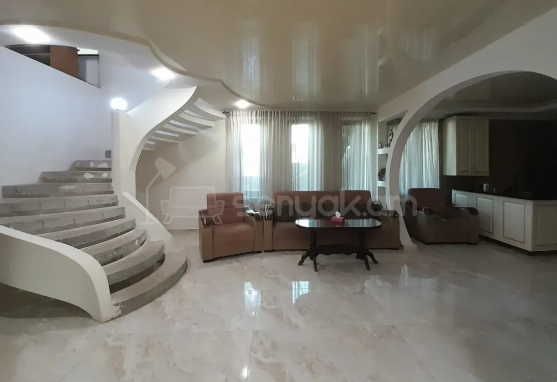 5 Սենյականոց Սեփական Տուն, 286քմ, Կապիտալ Վերանորոգված