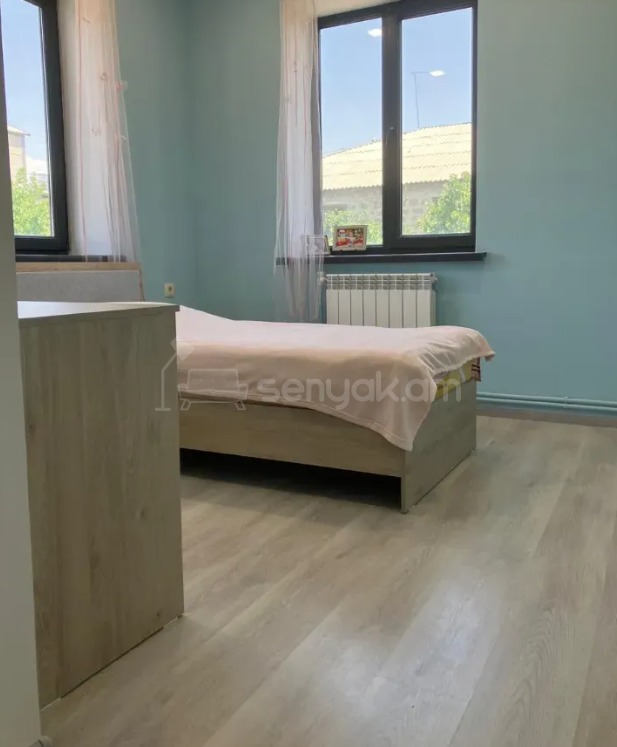 6 Սենյականոց Սեփական Տուն, 192քմ, Կապիտալ Վերանորոգված