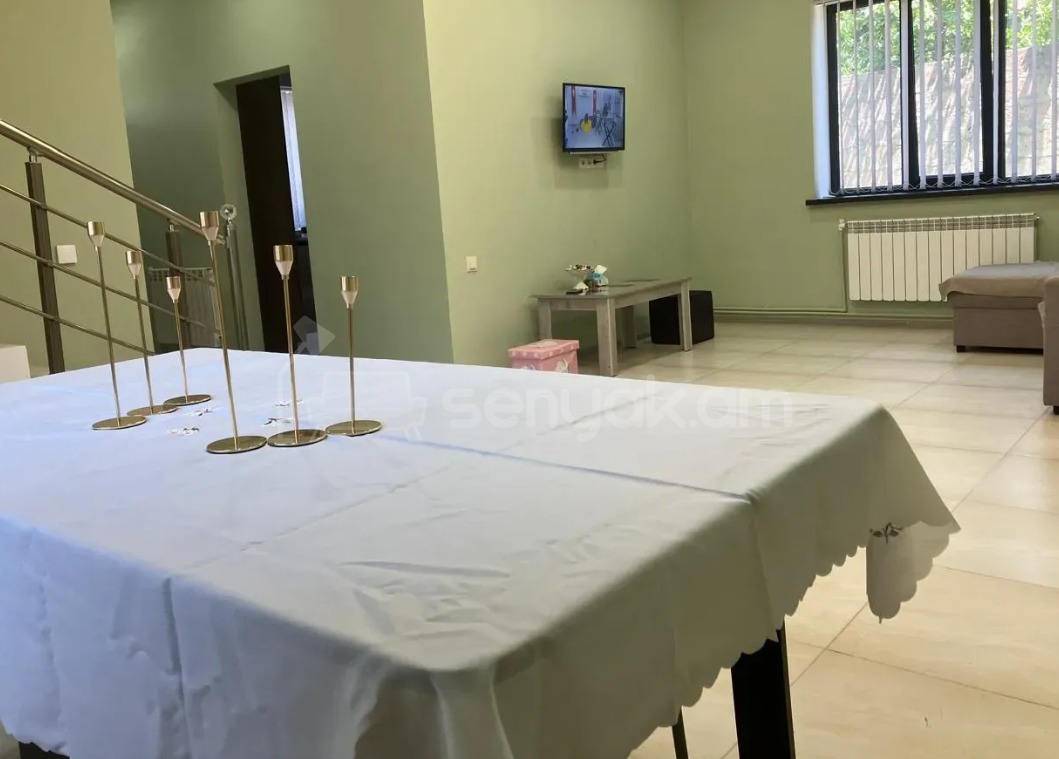 6 Սենյականոց Սեփական Տուն, 192քմ, Կապիտալ Վերանորոգված