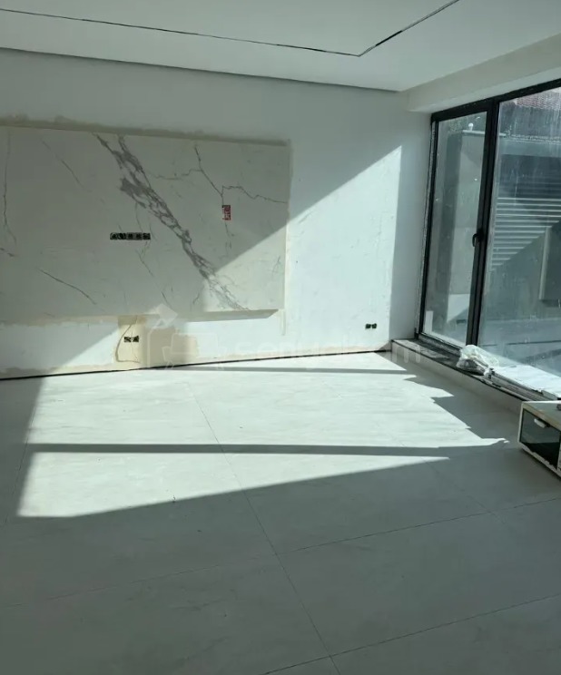 8 Սենյականոց Շքեղ Առանձնատուն, 240քմ