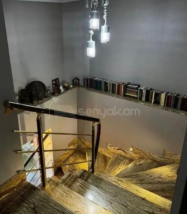 6 Սենյականոց Շքեղ Առանձնատուն, 380քմ