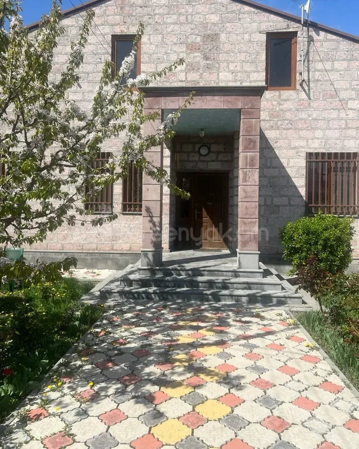 5 Սենյականոց Սեփական Տուն, 150քմ, Կապիտալ Վերանորոգված, Ավտոտնակով