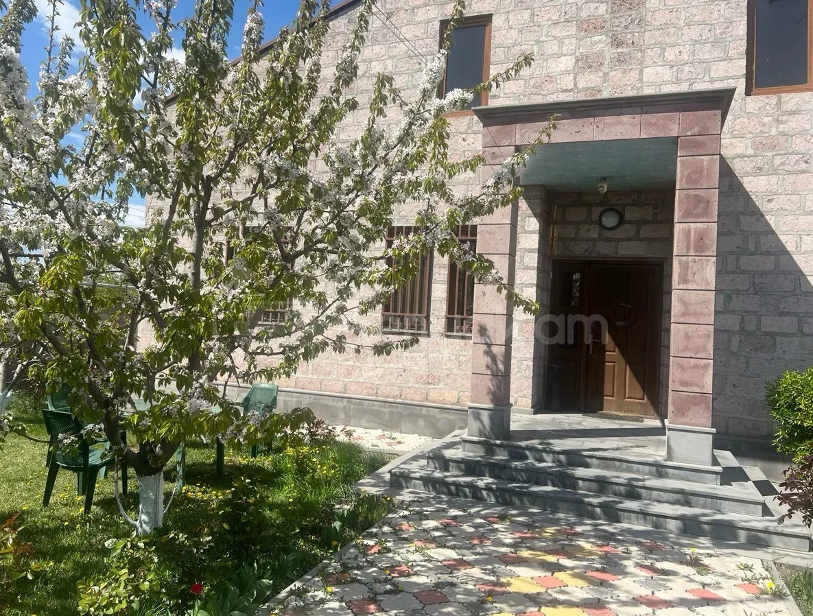 5 Սենյականոց Սեփական Տուն, 150քմ, Կապիտալ Վերանորոգված, Ավտոտնակով