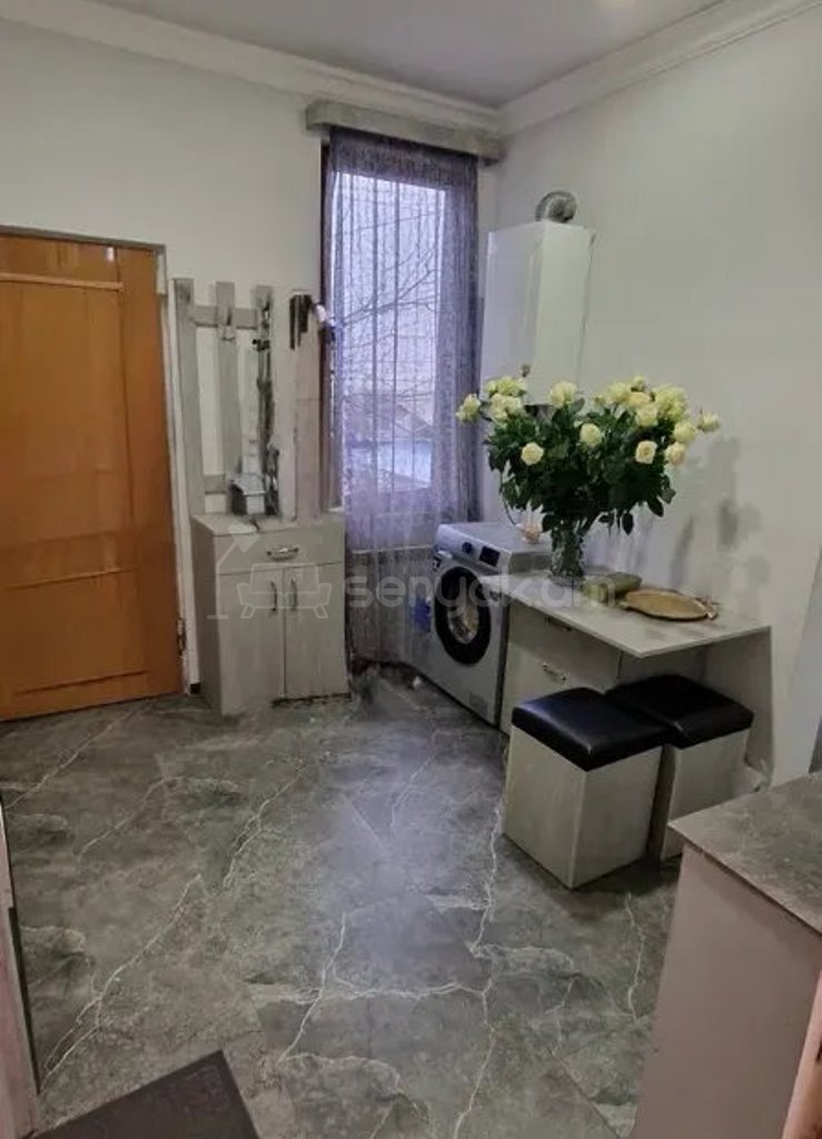 6 Սենյականոց Սեփական Տուն, 250քմ, Կապիտալ Վերանորոգված