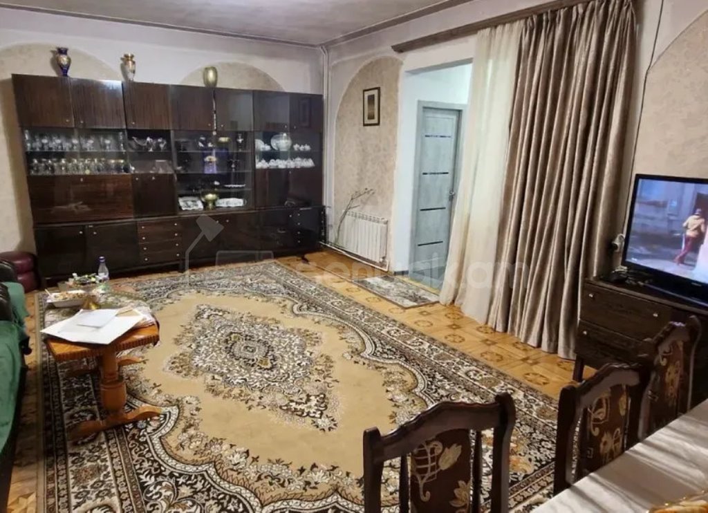 6 Սենյականոց Սեփական Տուն, 250քմ, Կապիտալ Վերանորոգված