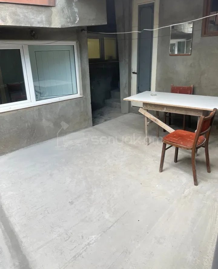 3 Սենյականոց Սեփական Տուն, 130քմ, Կոսմետիկ Վերանորոգված