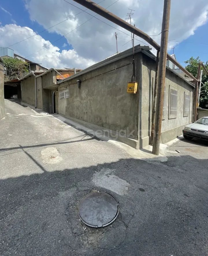 3 Սենյականոց Սեփական Տուն, 130քմ, Կոսմետիկ Վերանորոգված