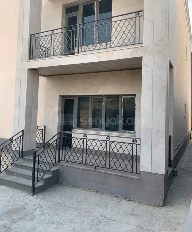 4 Սենյականոց Շքեղ Առանձնատուն, 242քմ