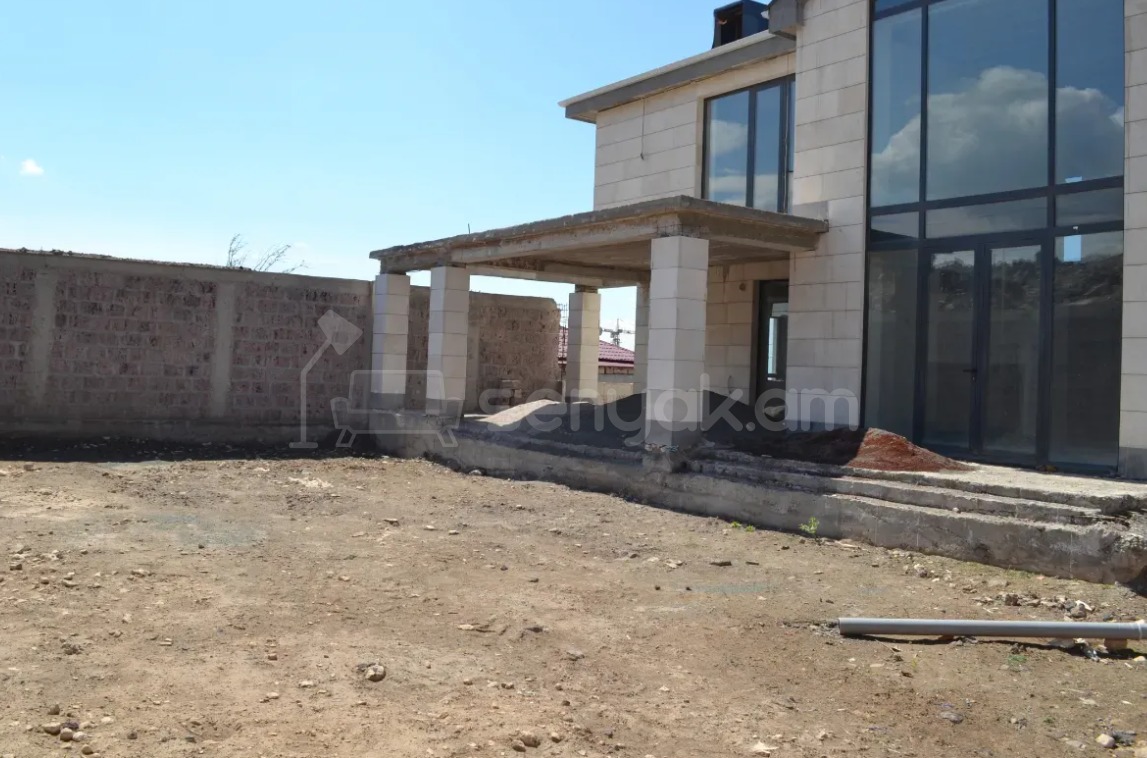 6 Սենյականոց Սեփական Տուն, 540քմ