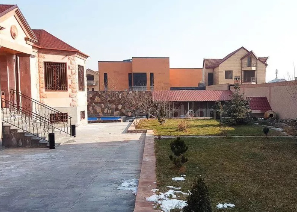 6 Սենյականոց Շքեղ Առանձնատուն, 500քմ