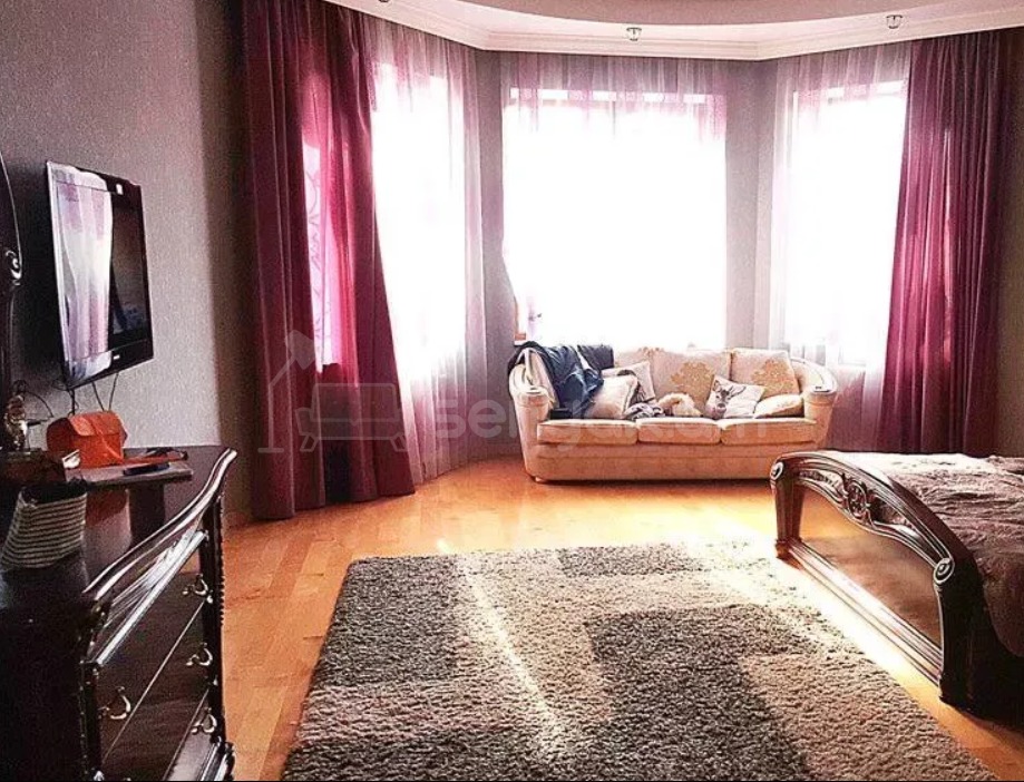 6 Սենյականոց Շքեղ Առանձնատուն, 500քմ