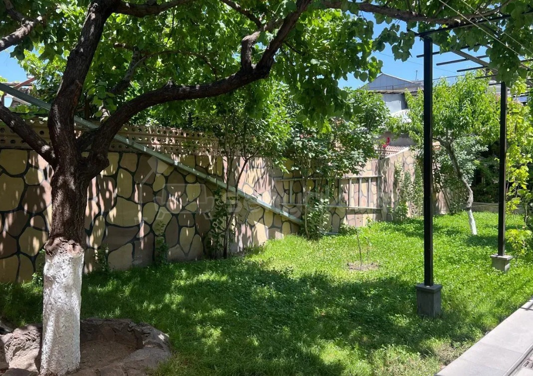 5 Սենյականոց Շքեղ Առանձնատուն, 244քմ