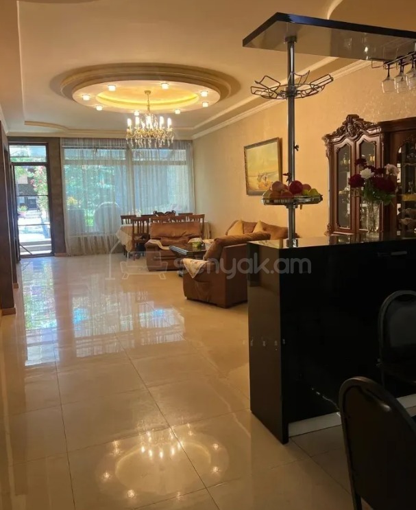 5 Սենյականոց Շքեղ Առանձնատուն, 244քմ