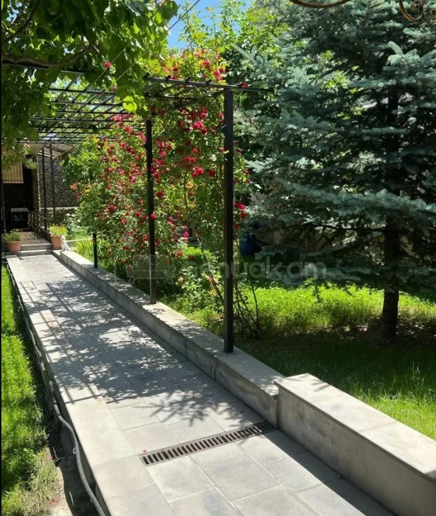 5 Սենյականոց Շքեղ Առանձնատուն, 244քմ