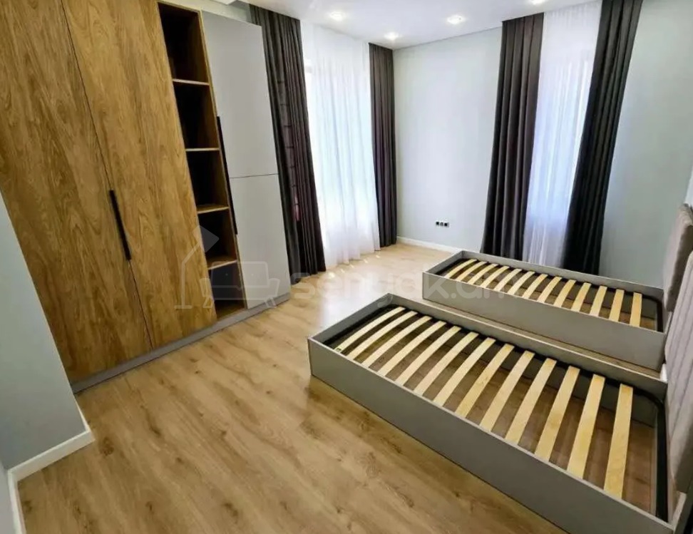 6 Սենյականոց Շքեղ Առանձնատուն, 441քմ