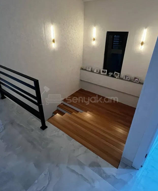 7 Սենյականոց Շքեղ Առանձնատուն, 235քմ