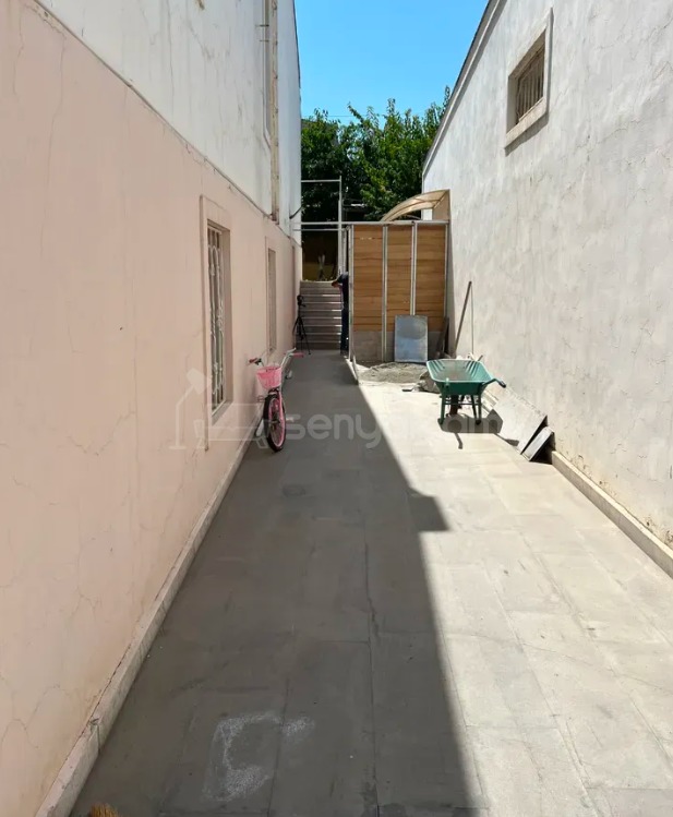 6 Սենյականոց Սեփական Տուն, 255քմ, Կոսմետիկ Վերանորոգված