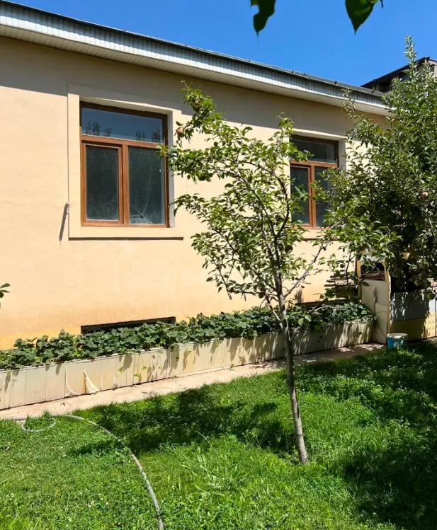 6 Սենյականոց Սեփական Տուն, 255քմ, Կոսմետիկ Վերանորոգված