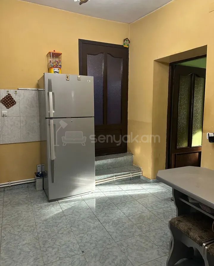 3 Սենյականոց Սեփական Տուն, 77քմ, Կոսմետիկ Վերանորոգված, Ավտոտնակով